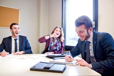 Responsable de Clientèle en Banque et Assurance Responsable de Clientèle en Banque et Assurance